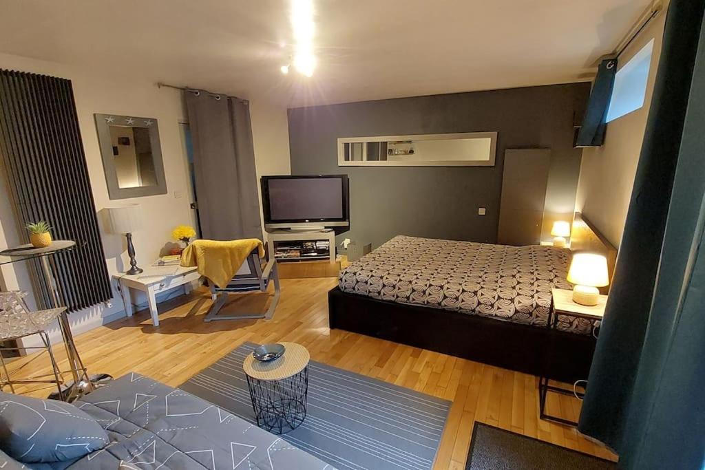 Studio Cosy Proche De Rennes Montreuil-le-Gast Екстериор снимка